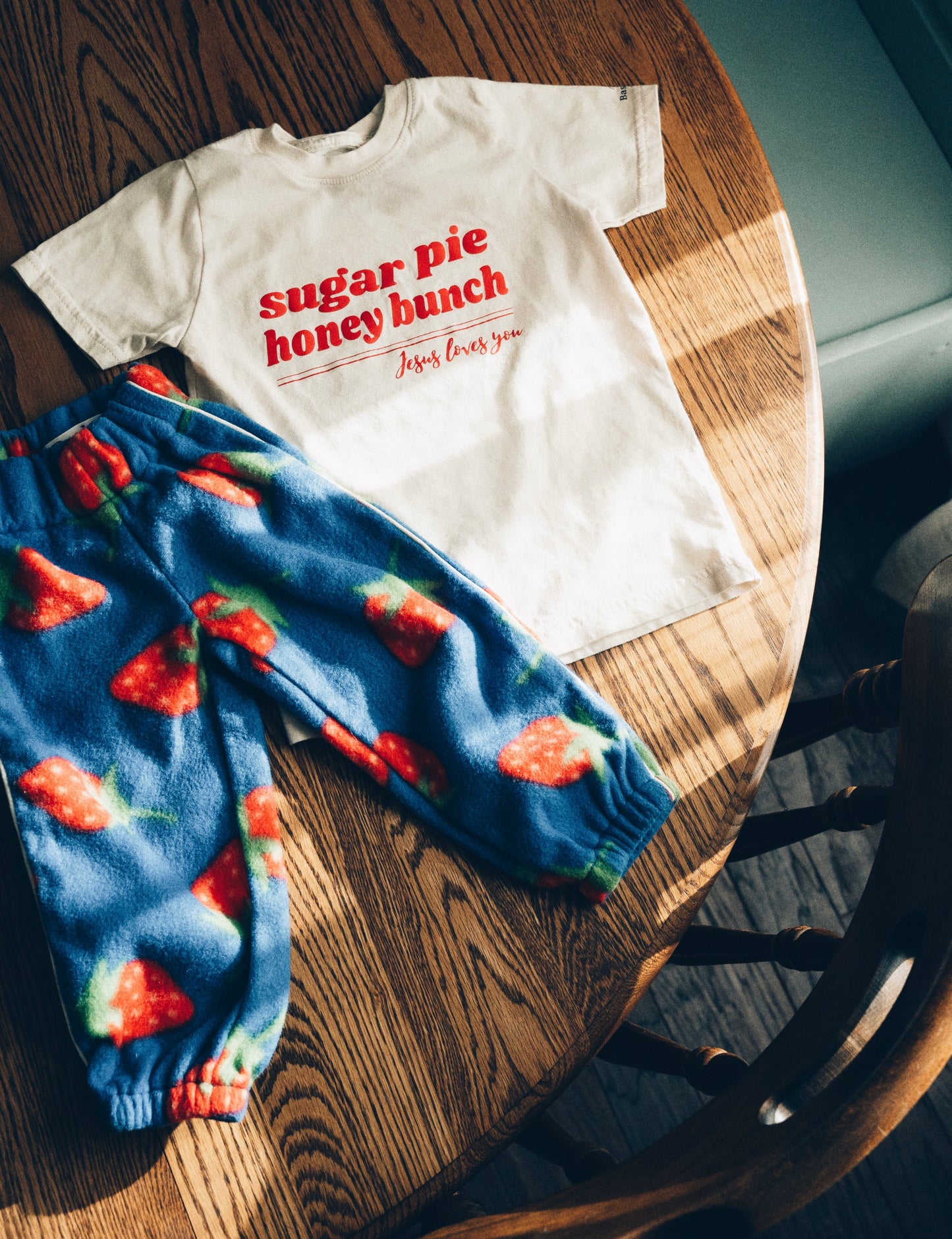 "Sugar Pie-Honey Bunch" Graphic Tee - Natural