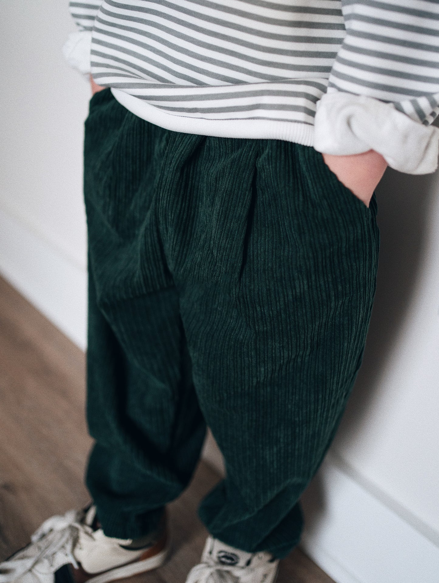 Tapered Cord Pant - Evergreen