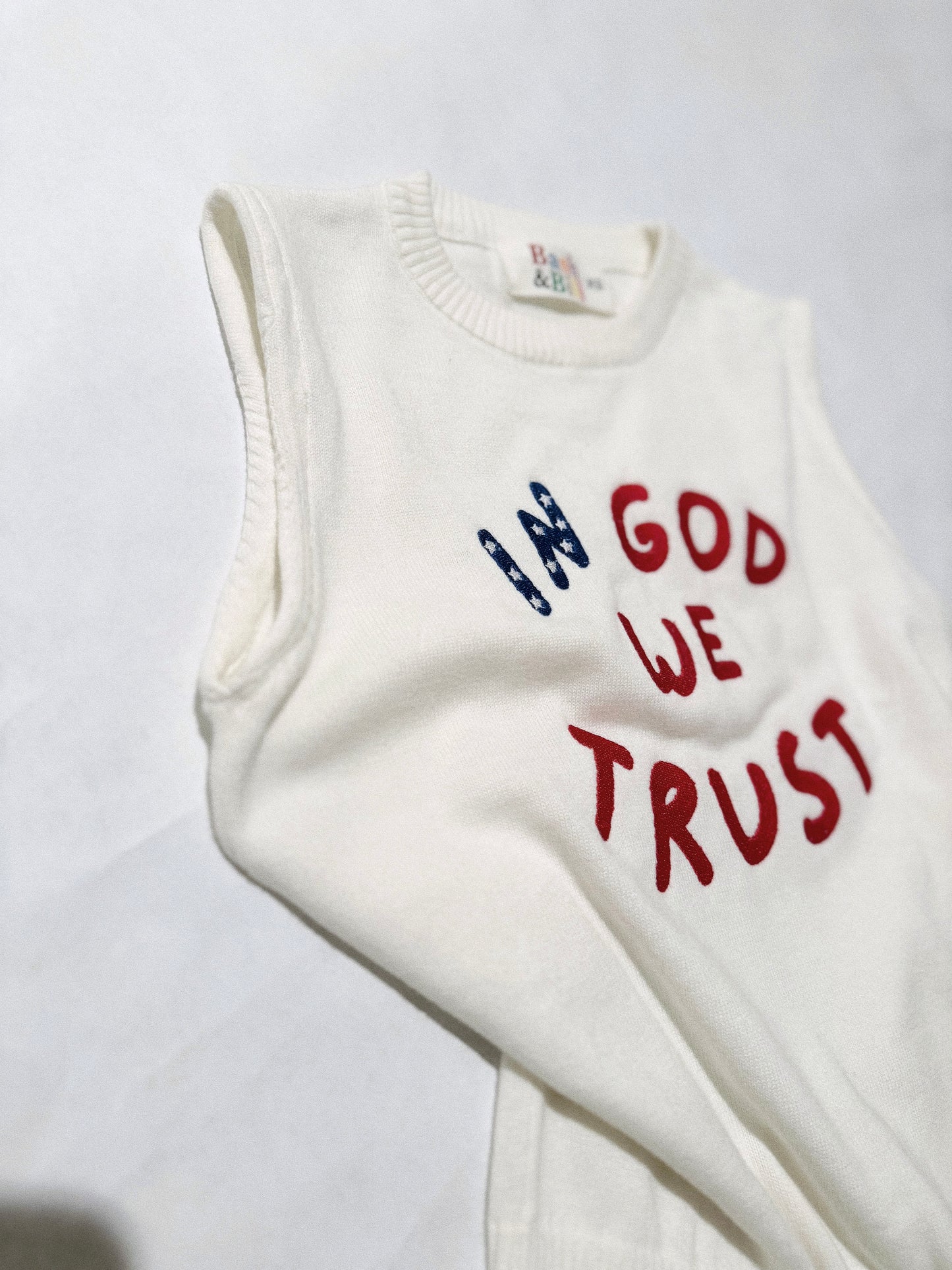 Embroidered Knit Sweater Vest